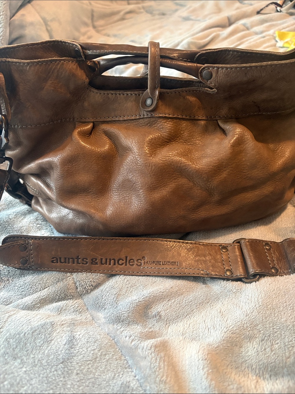 AUNTS & UNCLES GRANDMAS LUXURY CLUB MRS. MUFFIN HANDBAG